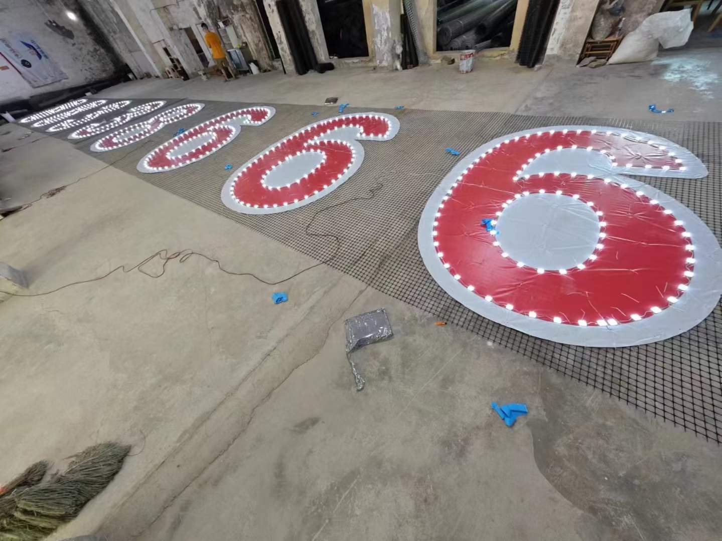 楼盘发光字制作